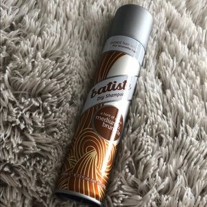 Batiste Dry Shampoo in medium & brunette